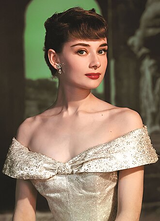 Audrey Hepburn (Winter) celebrity color analysis