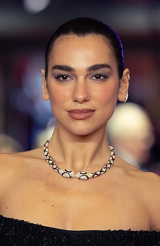 Dua Lipa Square face shape celebrity example
