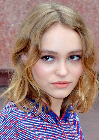Lily-Rose Depp (Light Summer) celebrity color analysis