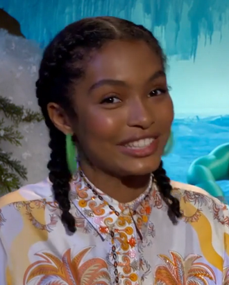 Yara Shahidi (Winter) celebrity color analysis