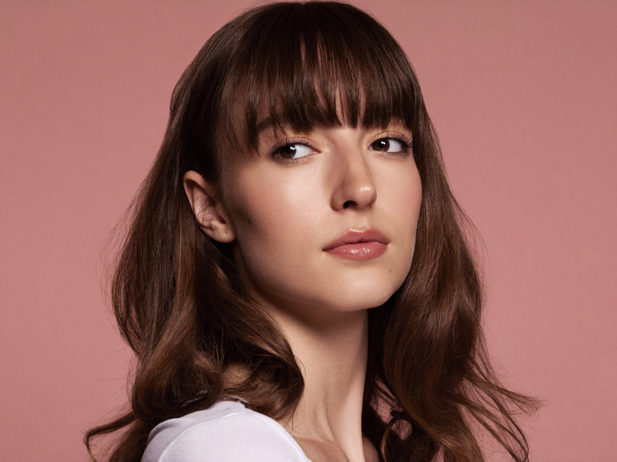 Blunt Bangs for long face shape