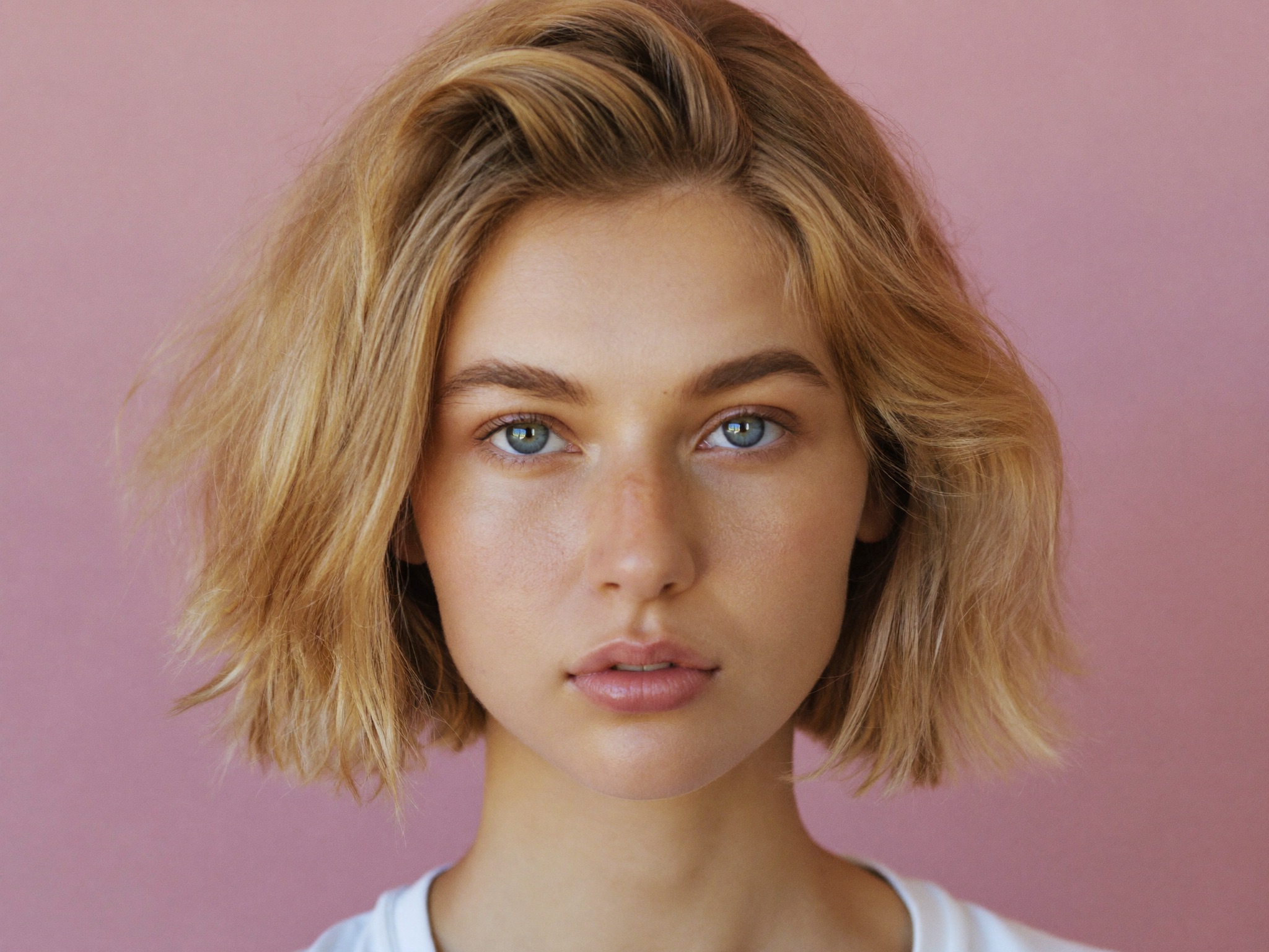 Textured Lob for square face shape